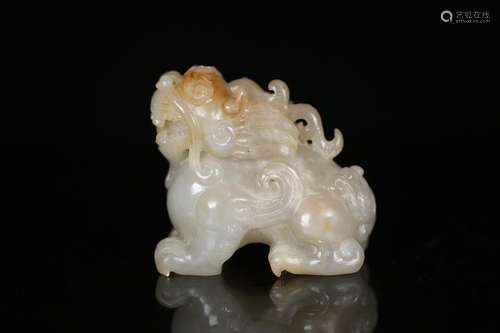 Hetian jade benevolent carvings, carved jade oil moisten, be...