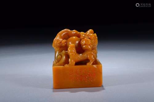 : Deng Shiru, tian longnu in delightSize: 6.1 cm high 5.1 cm...