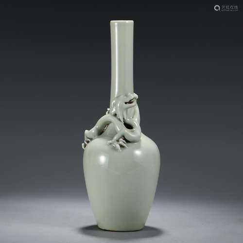 , green glaze dragon bottleSize, 26.2 8.7 cm in diameter wei...