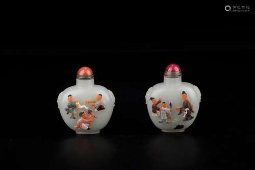 And hetian jade treasure YingXiWen snuff bottlesSize: 6 x 7....