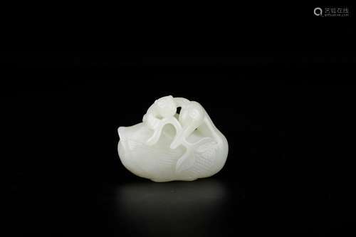 , hotan white swan in delight the ladSize: 6.5 * 3 * 5 cm we...