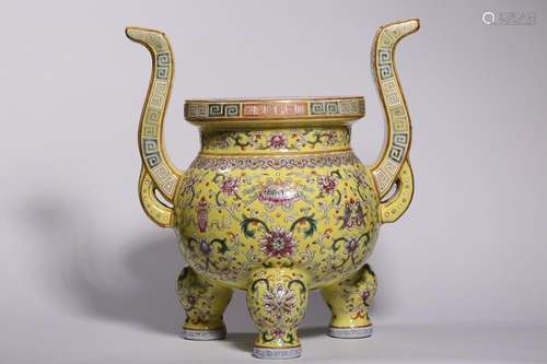 CHINESE YELLOW-GROUJD FAMILLE-ROSE HANDLED CENSER DEPICTING ...