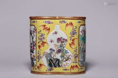 CHINESE YELLOW-GROUND FAMILLE-ROSE BRUSHPOT DEPICTING 'B...