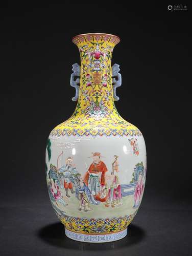 CHINESE YELLOW-GROUND FAMILLE-ROSE VASE DEPICTING 'FIGUR...