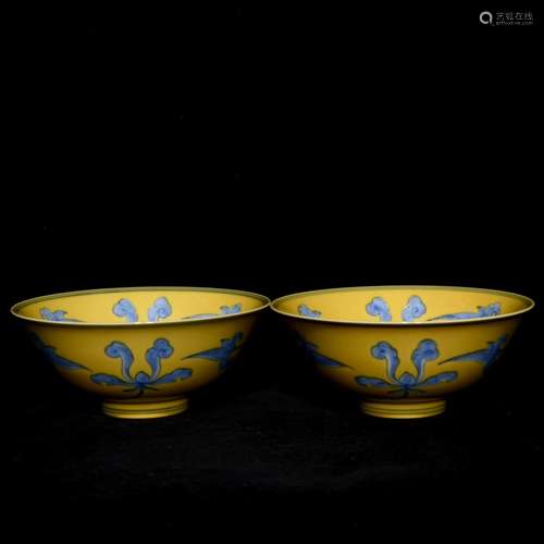 Chenghua yellow blue and white flowers green-splashed bowls,...