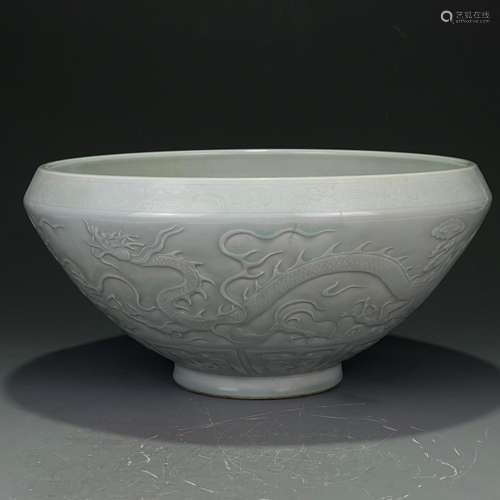 White glazed carved dragons and phoenixes grain big bowlSize...