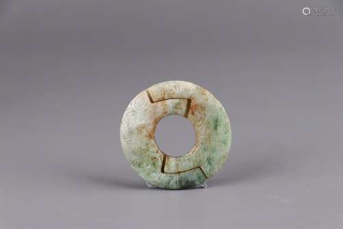 Jade: group long-lived grain live ring her5.5 cm in diameter...