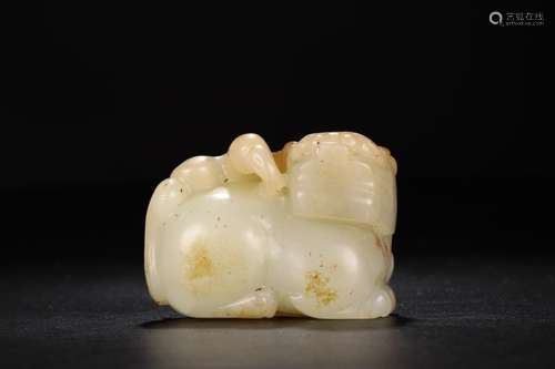 Hetian jade, benevolent to piecesSize: 6.1 x3.3 x4.4 cm and ...