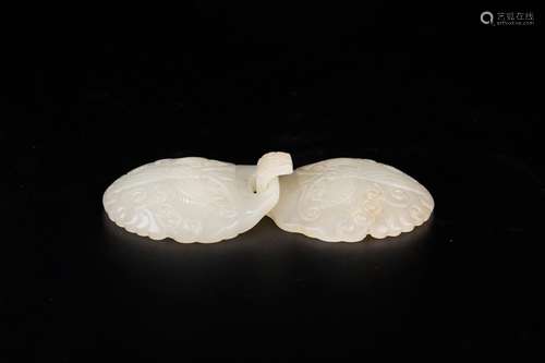 , hotan jade butterfly half a pairSize: 10.5 cm length weigh...