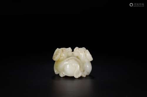 Furnishing articles, hotan jade lying cattleSize: 6.5 x5.7 x...