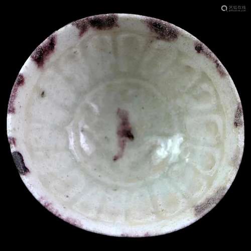 Intact Islamic pottery jar Pearly white glaze 12th. century ...