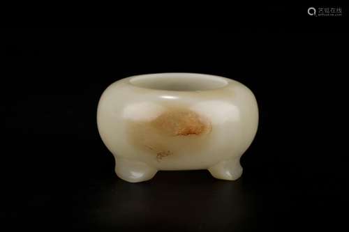 Hetian jade harp furnace with three legsSize: 4.5 7.5 cm wid...