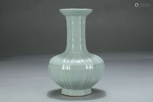 , "" officer glaze eight edges bottleSize: 22 abdo...