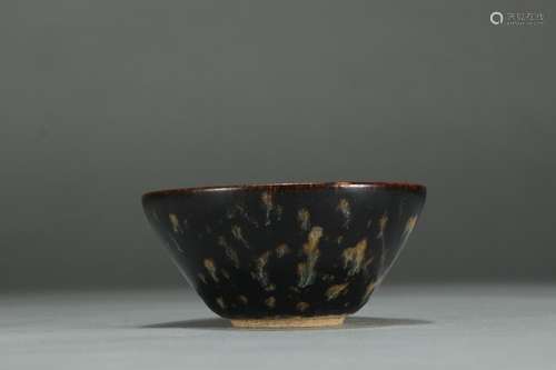 Flowers, ji kiln green-splashed bowlsSize: high caliber 11.2...