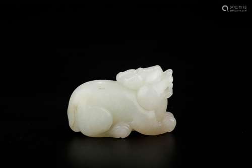 , hotan white jade the mythical wild animalSize: 7 * 3 * 4 c...