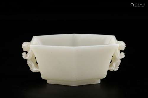 Hetian jade six-party ears washingSize: 14 x 8 x 5.5 cm weig...