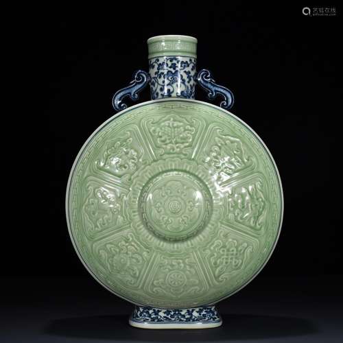 Blue and white pea green glaze carving buddhist sweet grain ...