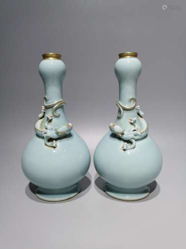 The azure glaze panlong paint bottles garlic, high: 18.3 cm,...