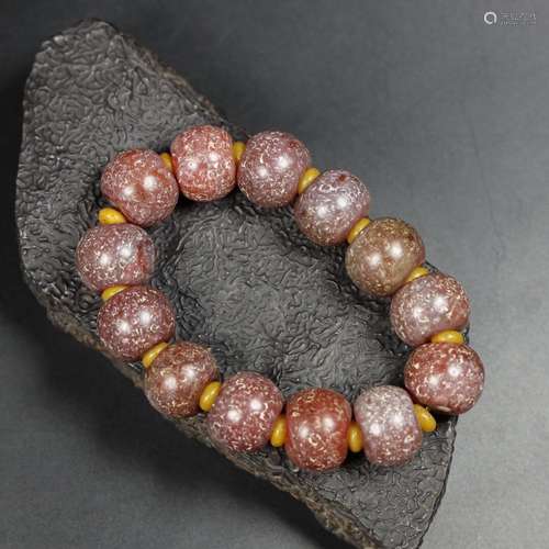 Old agate beads hand string, size 2 x 1.6 cm long, weighs 12...