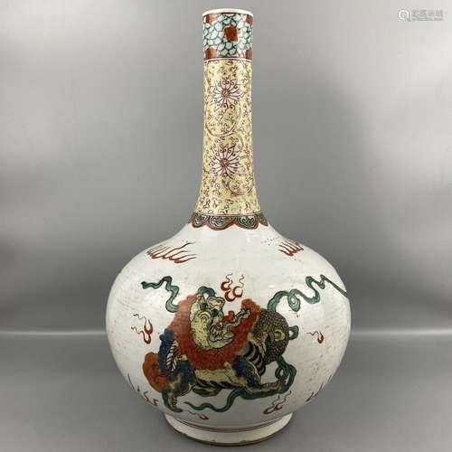 Chinese Porcelain Handmade Exquisite Vases 32517