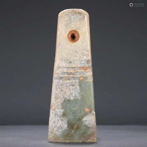 An Exquisite Celadon-White Jade Ritual Item, Gui