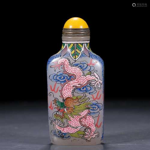 A Glass Painted 'Dragon and Phoenix' Sunff Bottle