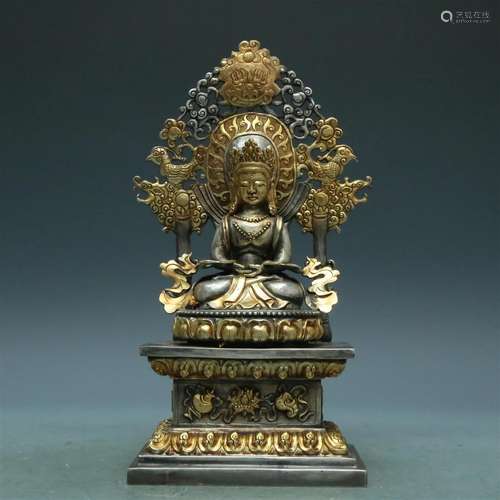 An Exquisite Gilt-Bronze Silver Figure Of Amitayus