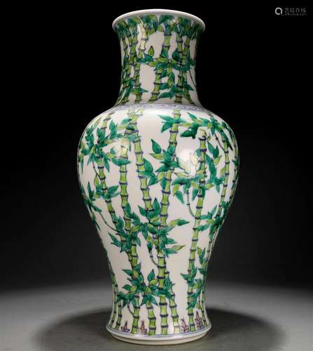 An Elaborate Blue And White Green-Glazed 'Bamboo' Va...