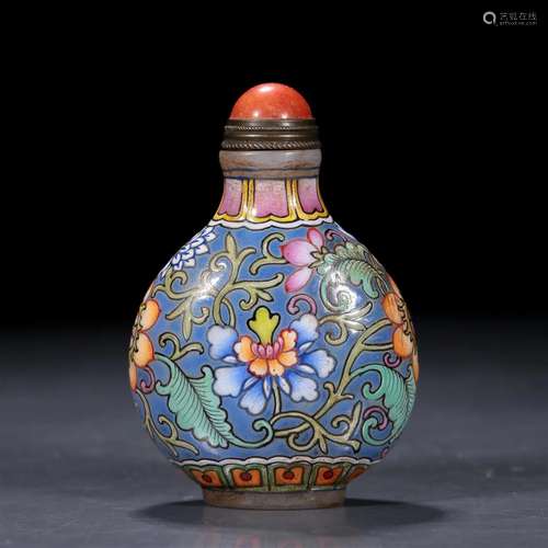 A Glass Painted 'Lotus' Sunff Bottle