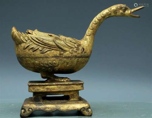 A Brilliant Gilt-Bronze Duck-Form Box