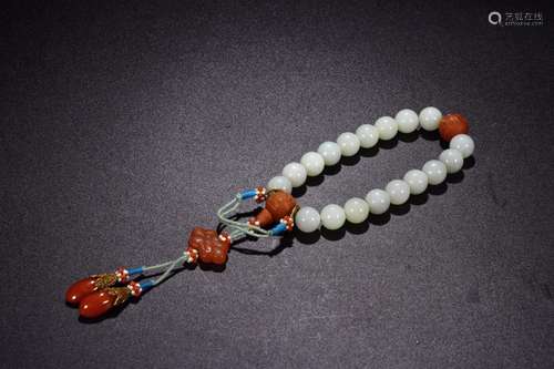 : hetian jade handBead diameter 1.2 cm weighs 67.8 gCarrying...