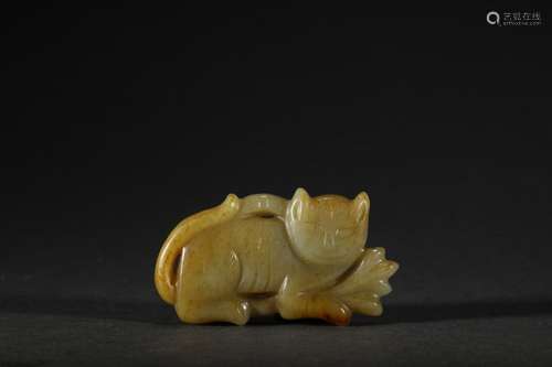 Hetian jade put a catSize: 6 * 1 * 3.3 cm weighs 33 g.