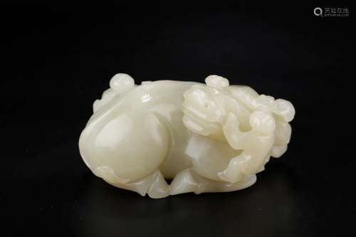 Hetian jade the lad cattle furnishing articlesSize: 11 * 7 *...