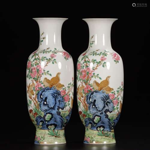 With colored enamel yang grain bottle of a pair of flowers.S...