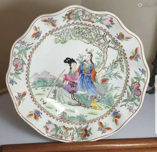 Chinese Famille Rose Porcelain Bowl signed (Republic Period)