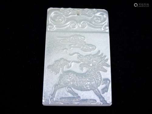 White Jade Hand Carved *Monster Kirin & 2 Dragons Top* P...