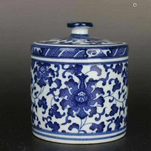 Old Chinese Blue And White Porcelain Hand Painted tangled lo...