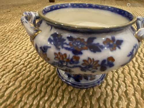 Vintage Canton Blue And Red Handled Bowl