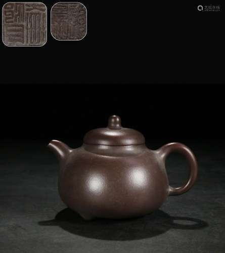 , Guelement face three-legged pot[size] 15.8 cm long, 11.8 c...