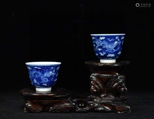 Blue and white dragon cup a couple of x6.5 5.5 cm