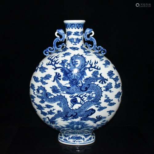 Blue and white piece YunLongWen big flat bottle 52 x40x20cm