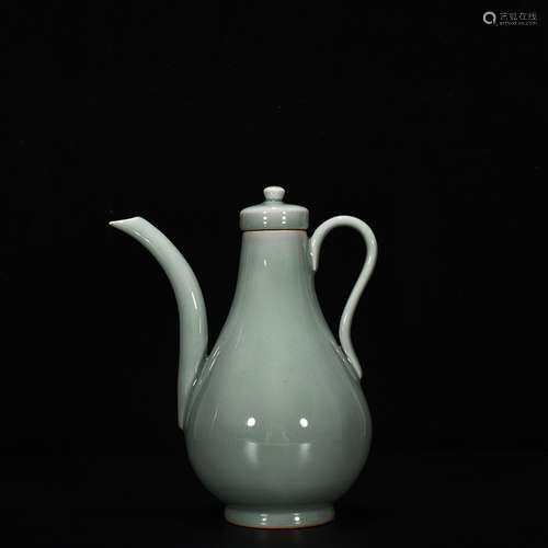 Longquan celadon plum green glaze pear-shaped pot25.5 cm hig...