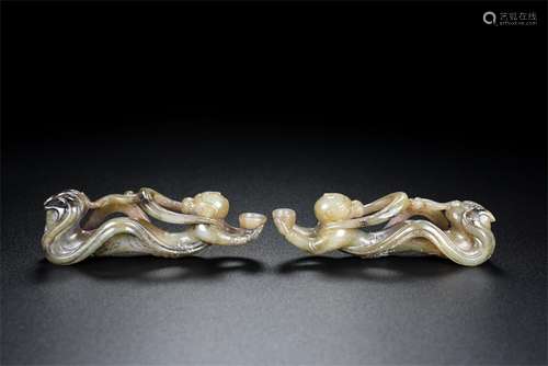 Hetian jade flying fairy a pair, the quality of the jade is ...