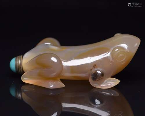 The agate croak to snuff bottlesSpecification: 8.6 * 4.3 * 3...