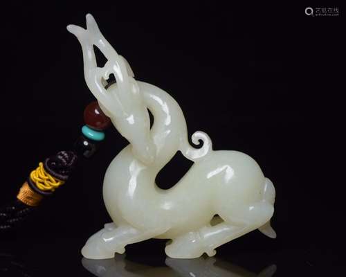 Hetian jade deerSpecification: 7.9 * 6.3 * 2.0 cm weighs 78 ...