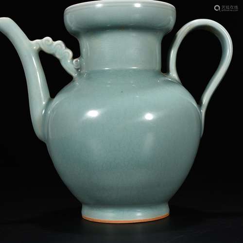 Longquan celadon powder blue glaze dish ewer cm 21 * 25