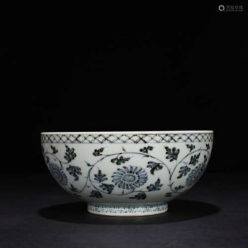 Blue and white flower dragon bowl of 10 x 20 cm