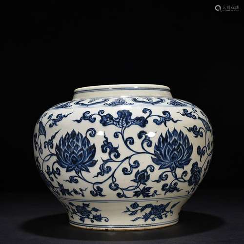 Blue and white lotus flower grain tank 26 * 27 cm