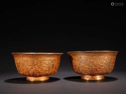 A pair of copper and gold hunting figure, bowl.Specification...