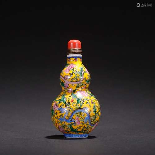 Porcelain body, enamel dragon grain snuff bottles.Specificat...